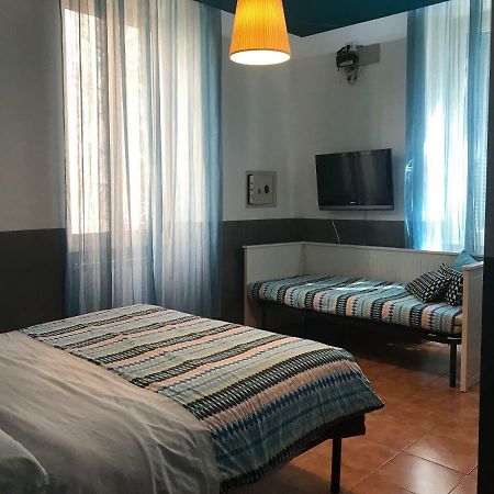 Отель La Casa Di Elena Рим Экстерьер фото